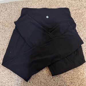 Lululemon black leggings with pockets